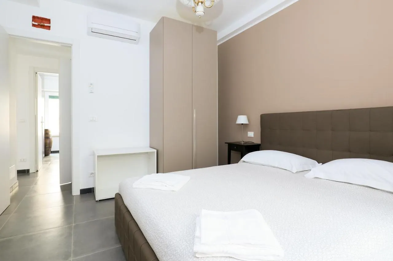 热那亚Centro Residenze Domus Sofiae公寓